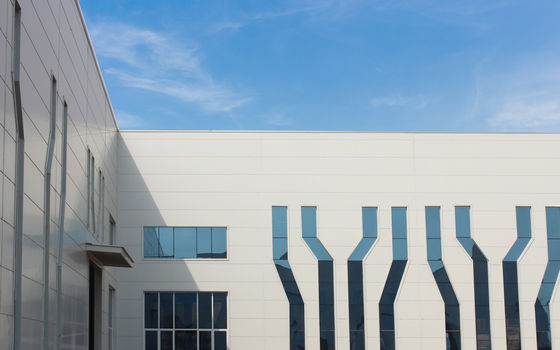 Πάνελ Σάντουιτς PU Υψηλής Αντοχής με Αεροστεγανότητα/Υδατοστεγανότητα και Θερμομόνωση για Στέγες και Κατασκευές