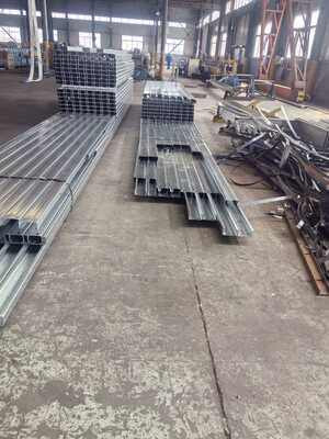 Purlin in C/Z Shape, Hot Dipped Galvanized Metal, Customized Length for Commercial Steel Frame Buildings