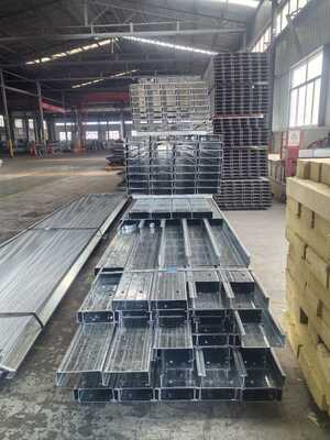 Purlin in C/Z Shape, Hot Dipped Galvanized Metal, Customized Length for Commercial Steel Frame Buildings